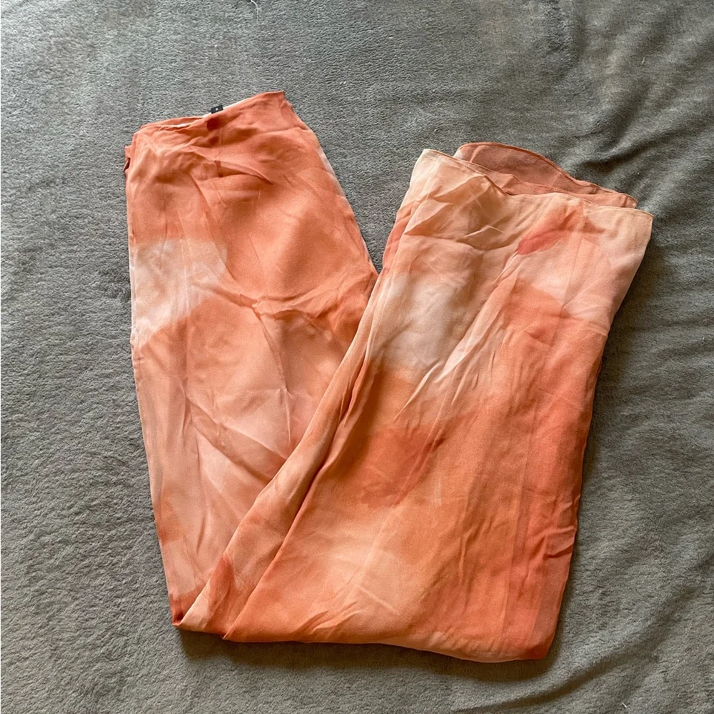 100% Silk Wide-Leg Pants - Picture 3 of 3